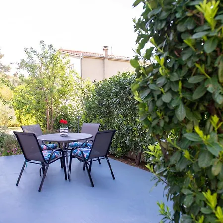 Fortuna - Peacfull Terrace Apartment *