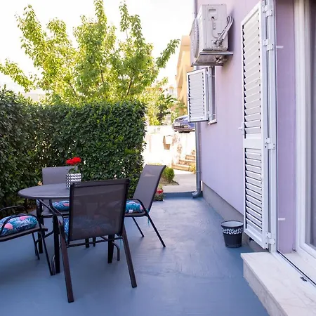 Fortuna - Peacfull Terrace Apartment *