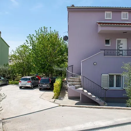 Fortuna - Peacfull Terrace Apartment *